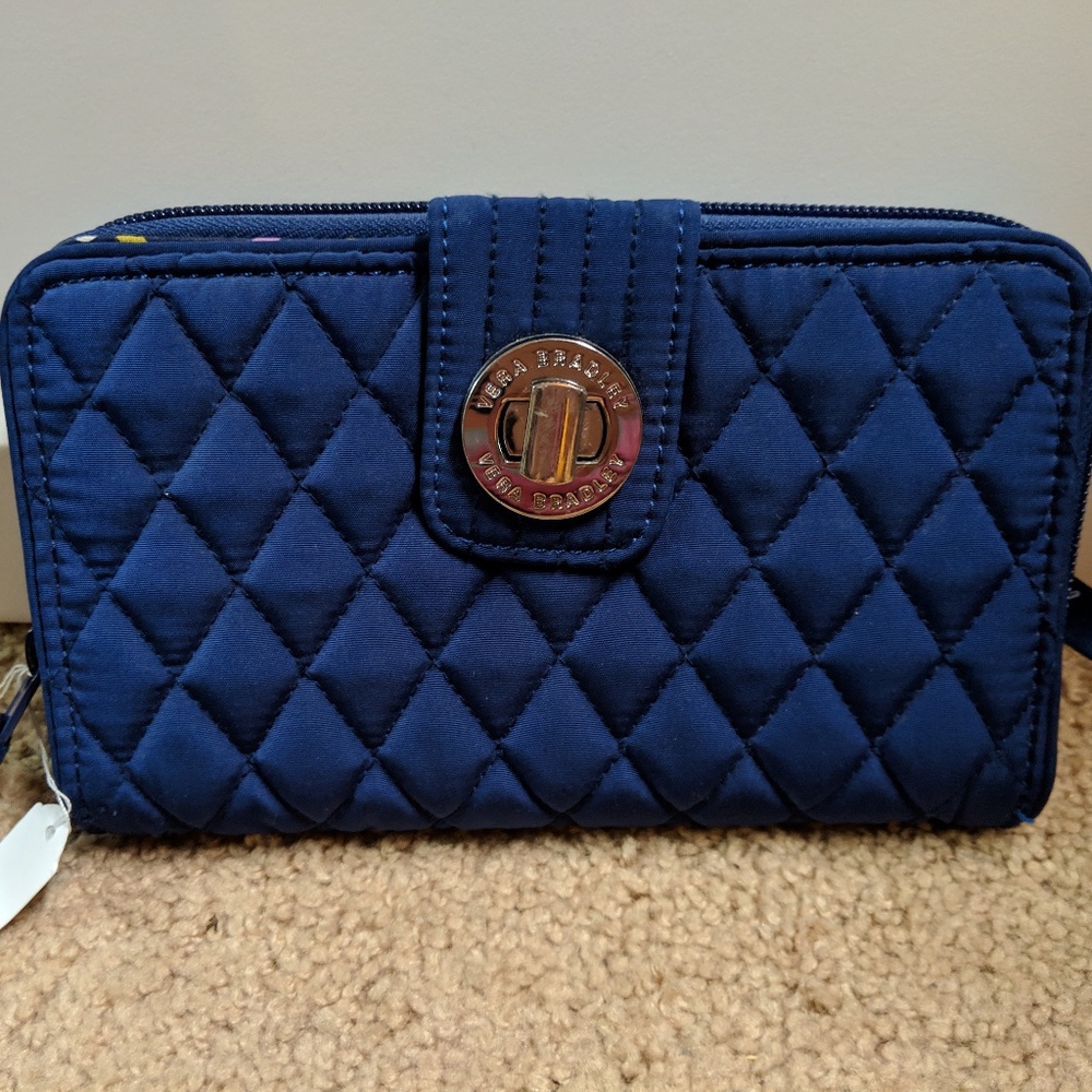 Turnlock Wallet